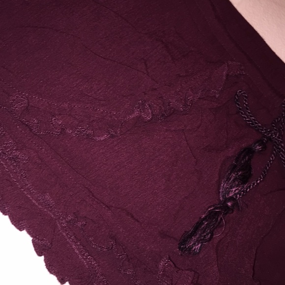 Maroon Tie Shorts - Picture 3 of 3